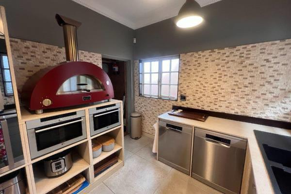 6 Bedroom Property for Sale in Amandasig Gauteng