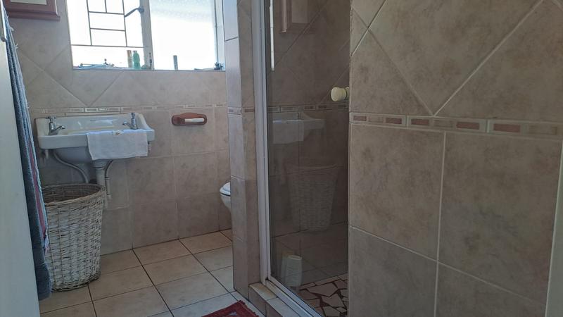 5 Bedroom Property for Sale in Vanderbijlpark SW 1 Gauteng