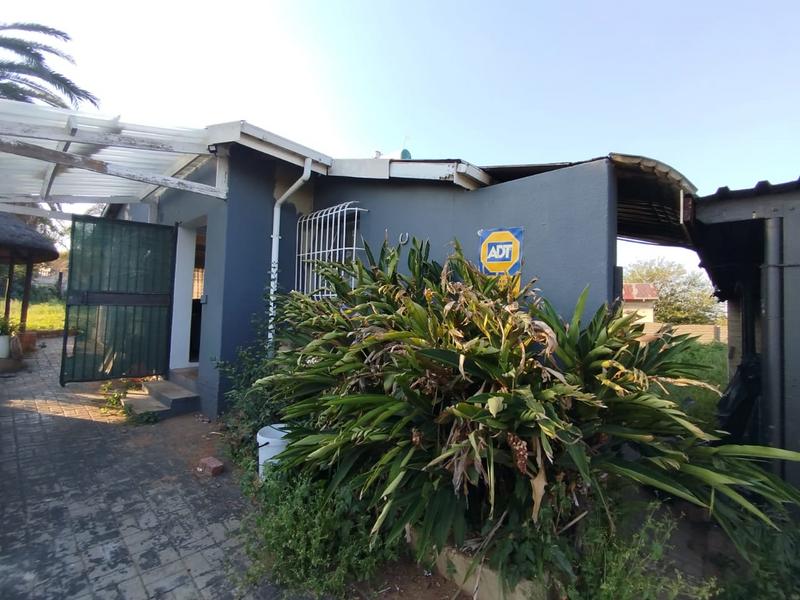 To Let 3 Bedroom Property for Rent in Tedstoneville Gauteng