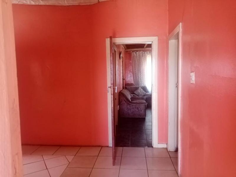3 Bedroom Property for Sale in Nhlapo Gauteng