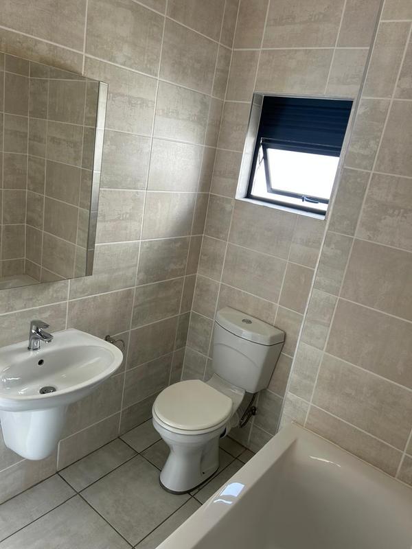 To Let 2 Bedroom Property for Rent in Witfield Gauteng
