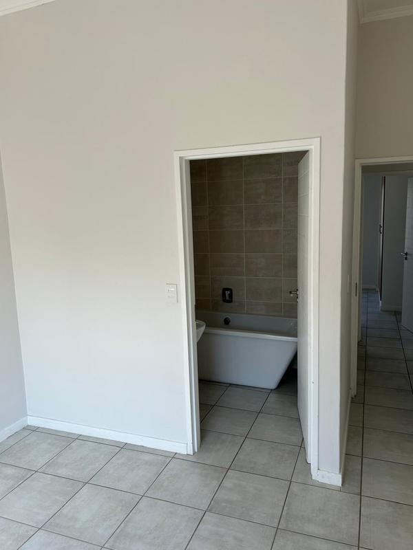 To Let 2 Bedroom Property for Rent in Witfield Gauteng