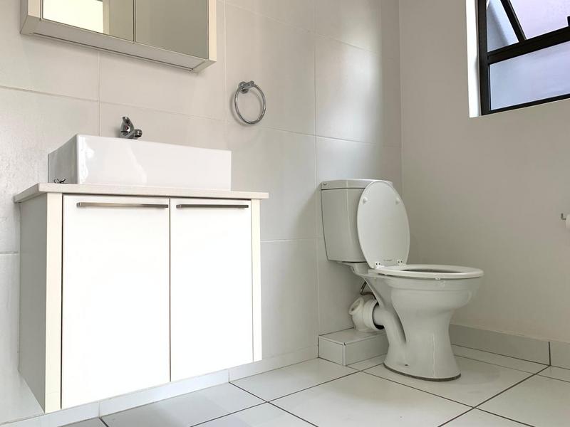 To Let 2 Bedroom Property for Rent in Lonehill Gauteng