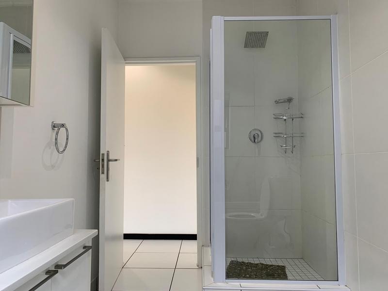 To Let 2 Bedroom Property for Rent in Lonehill Gauteng
