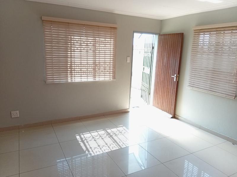 3 Bedroom Property for Sale in Windmill Park Gauteng