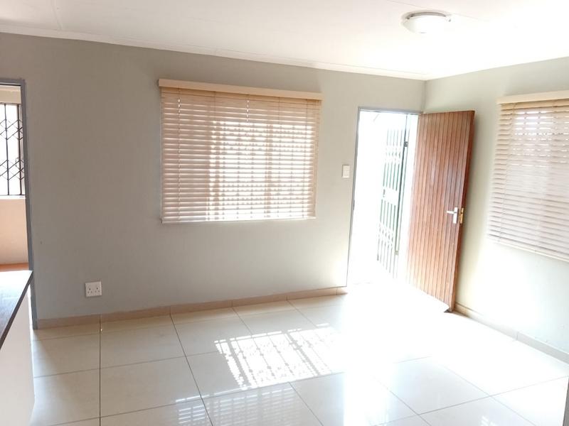 3 Bedroom Property for Sale in Windmill Park Gauteng