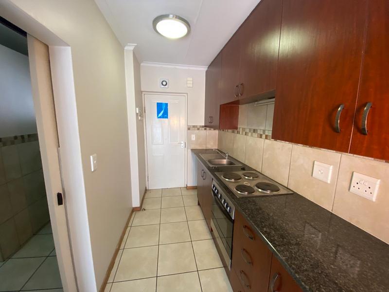 1 Bedroom Property for Sale in Douglasdale Gauteng