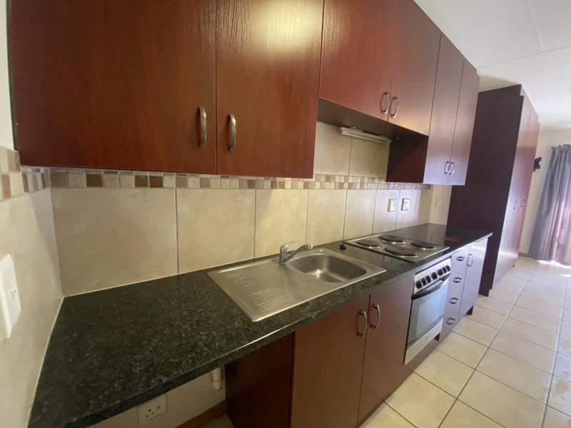 1 Bedroom Property for Sale in Douglasdale Gauteng