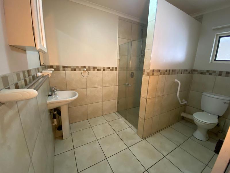 1 Bedroom Property for Sale in Douglasdale Gauteng