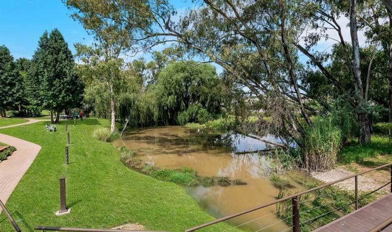 1 Bedroom Property for Sale in Douglasdale Gauteng