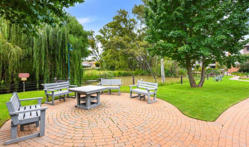 1 Bedroom Property for Sale in Douglasdale Gauteng