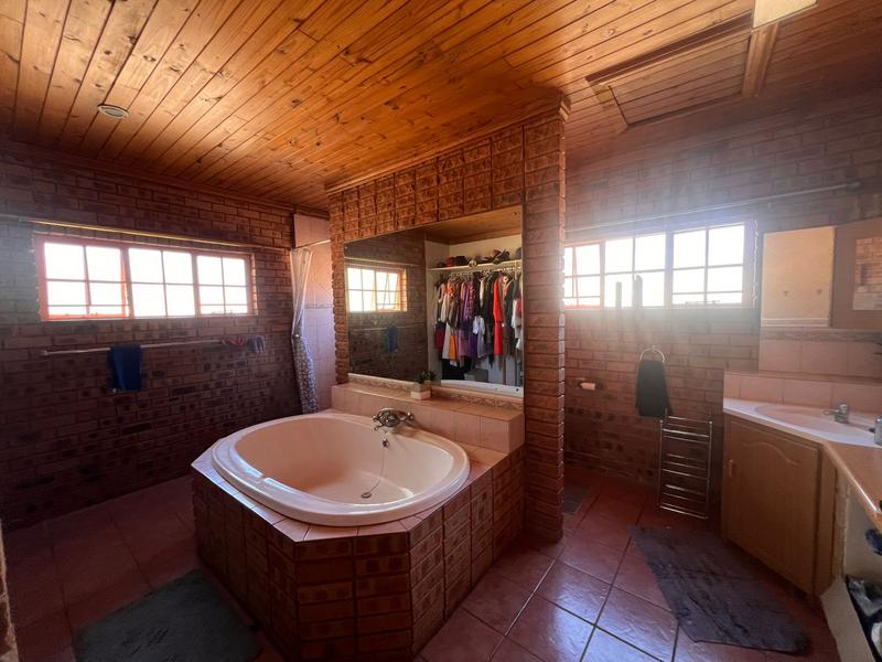 4 Bedroom Property for Sale in Pretoria West Gauteng