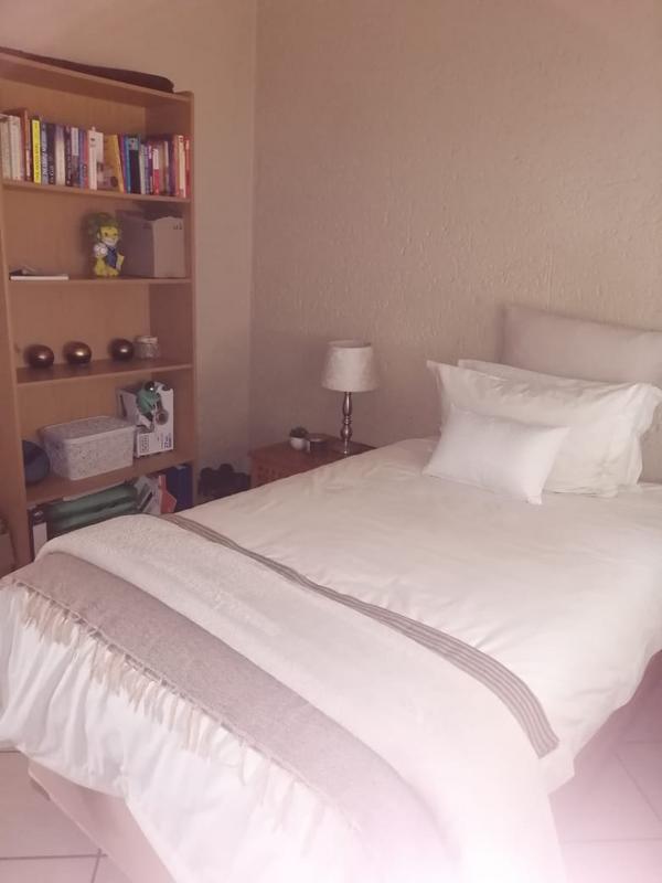 2 Bedroom Property for Sale in Windsor Gauteng