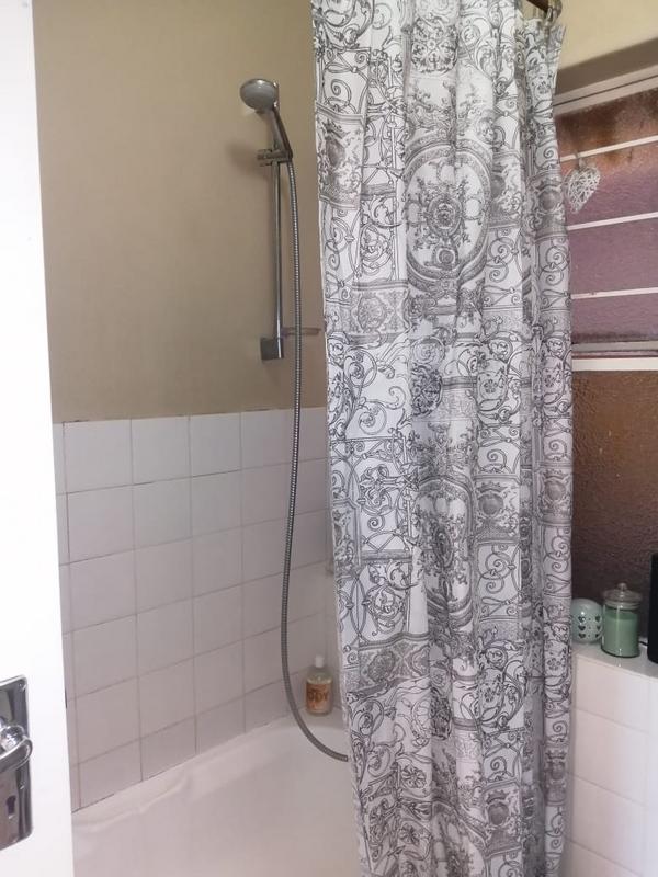 2 Bedroom Property for Sale in Windsor Gauteng