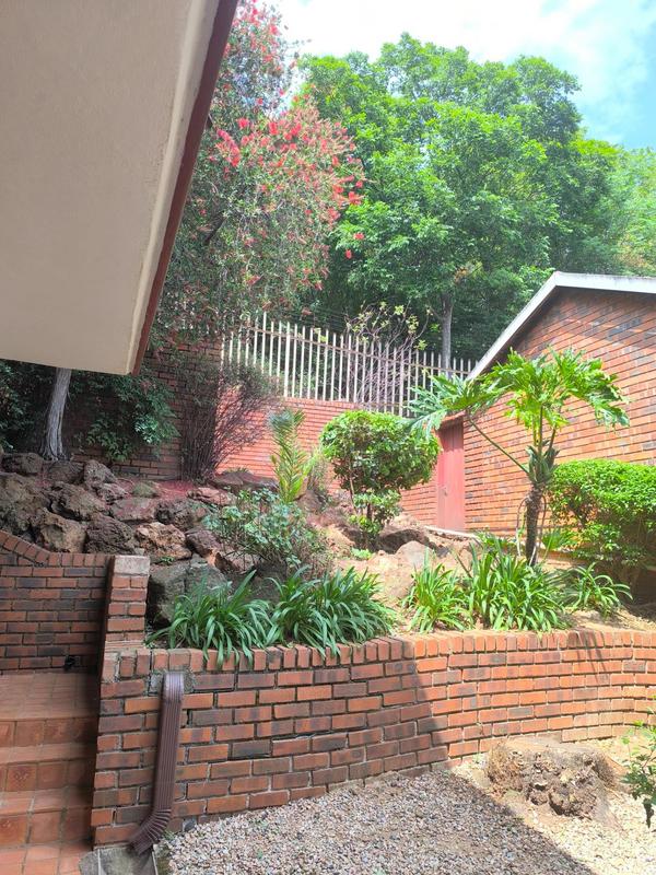 2 Bedroom Property for Sale in Windsor Gauteng
