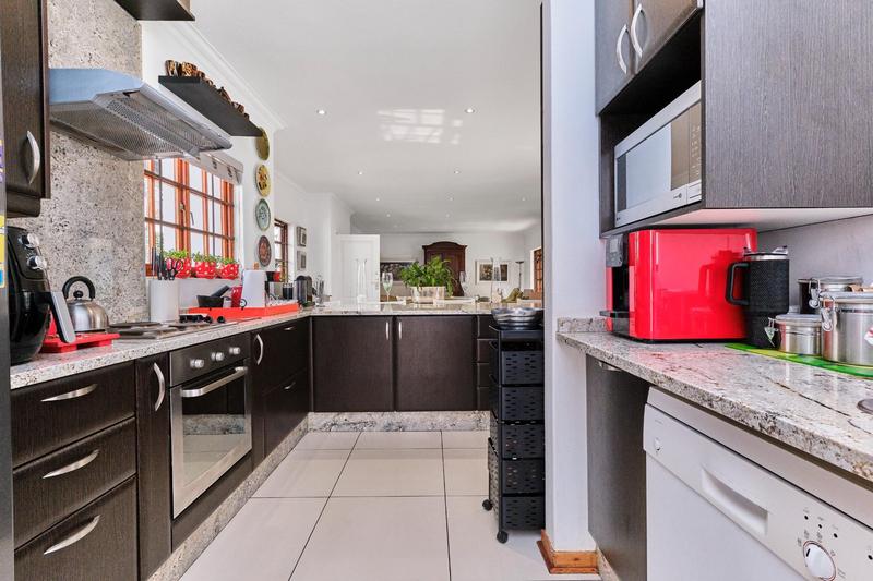 3 Bedroom Property for Sale in Strathavon Gauteng