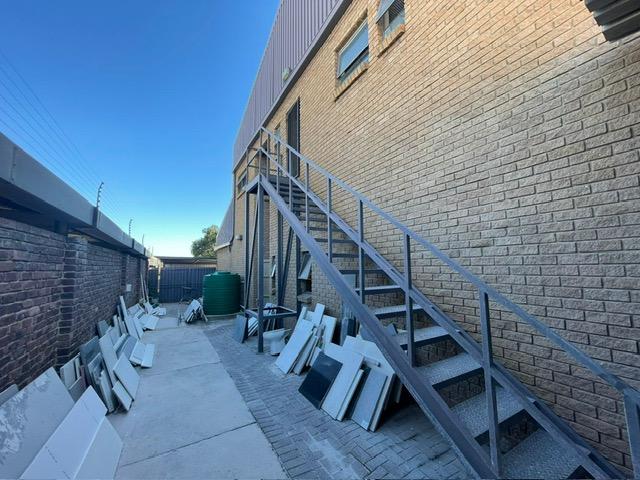 To Let commercial Property for Rent in Hennopspark Gauteng