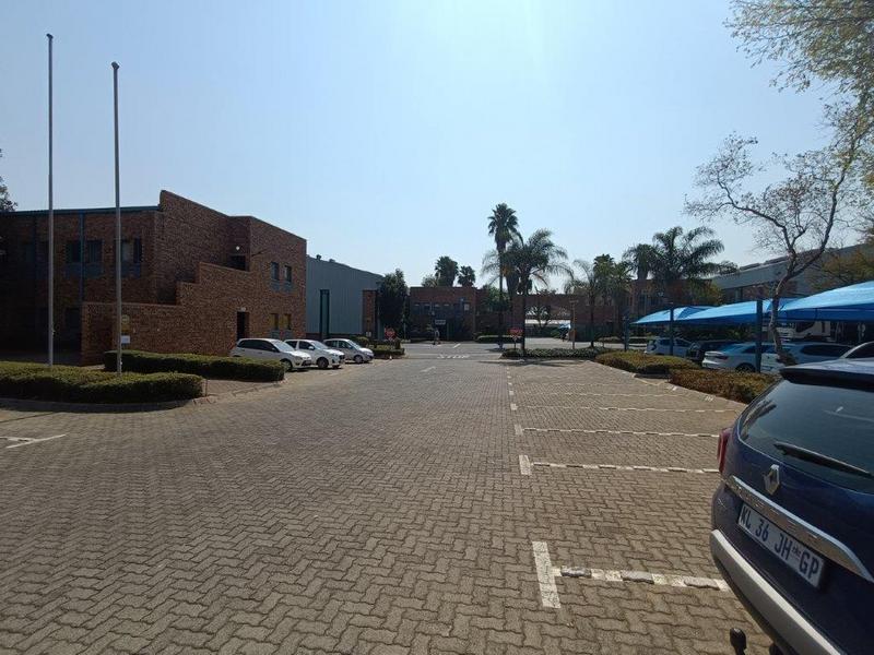 To Let commercial Property for Rent in Randjespark Gauteng