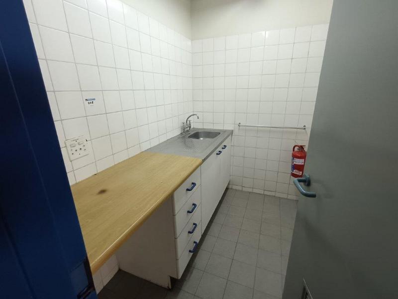 To Let commercial Property for Rent in Randjespark Gauteng