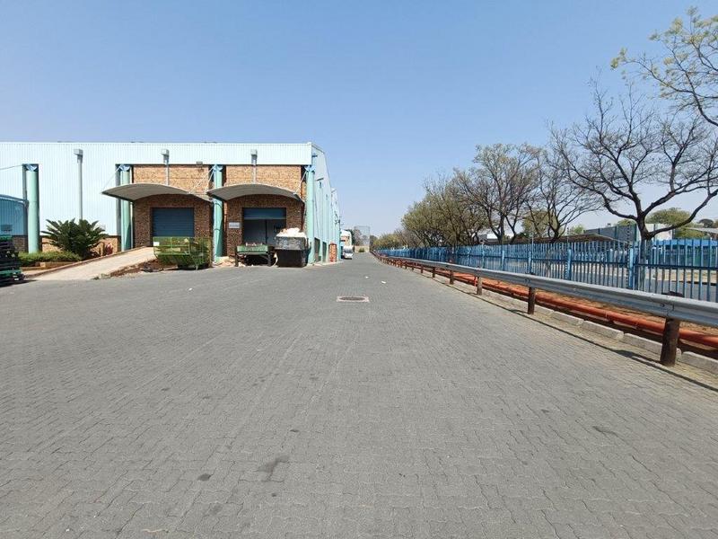 To Let commercial Property for Rent in Randjespark Gauteng