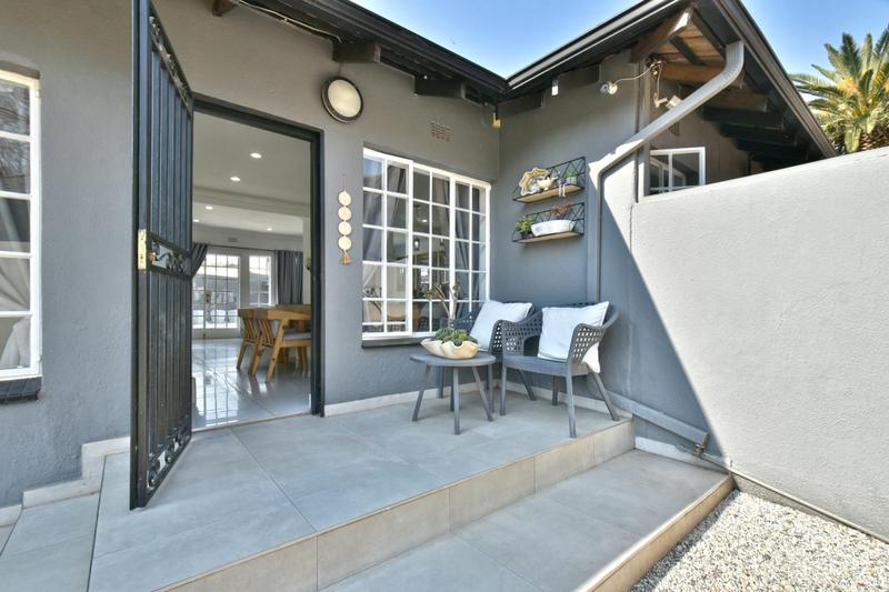 3 Bedroom Property for Sale in Farrarmere Gauteng