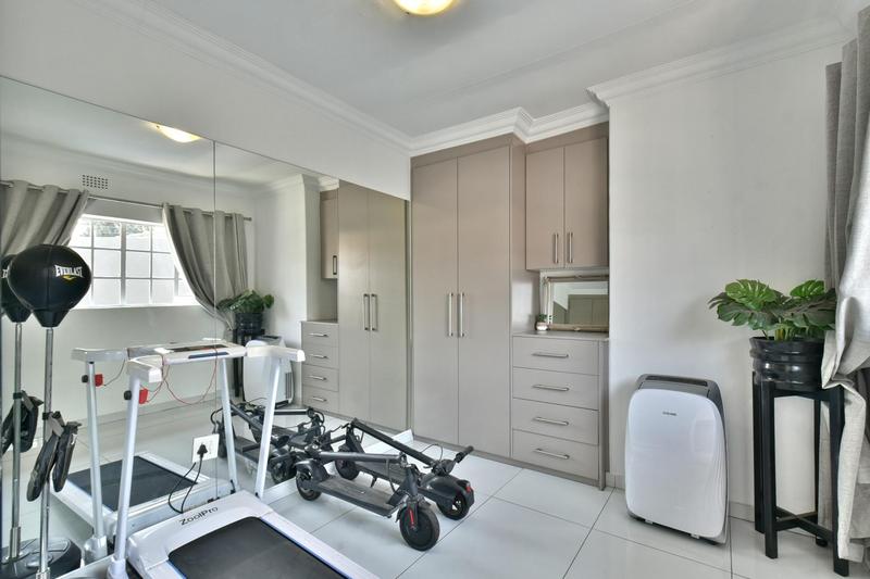 3 Bedroom Property for Sale in Farrarmere Gauteng
