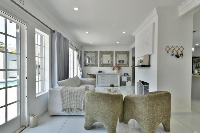 3 Bedroom Property for Sale in Farrarmere Gauteng