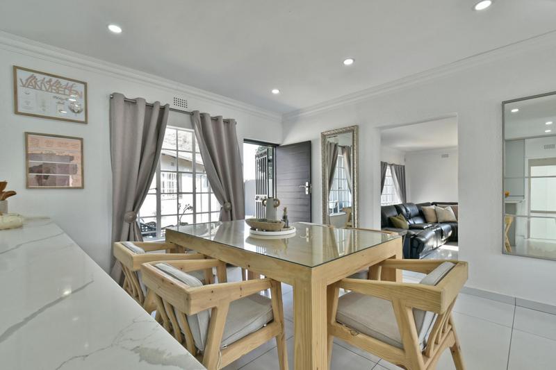 3 Bedroom Property for Sale in Farrarmere Gauteng