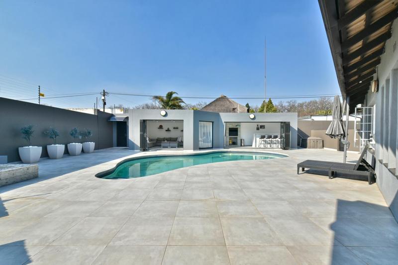3 Bedroom Property for Sale in Farrarmere Gauteng