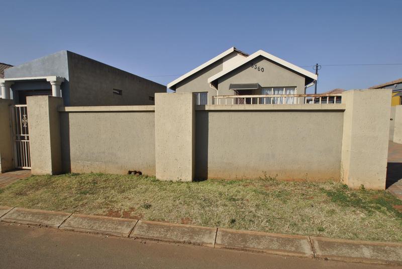 3 Bedroom Property for Sale in Dawn Park Gauteng