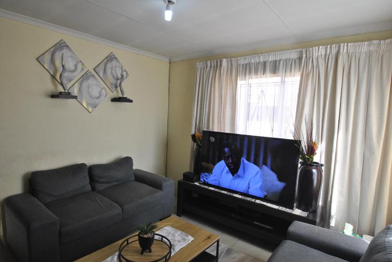 3 Bedroom Property for Sale in Dawn Park Gauteng