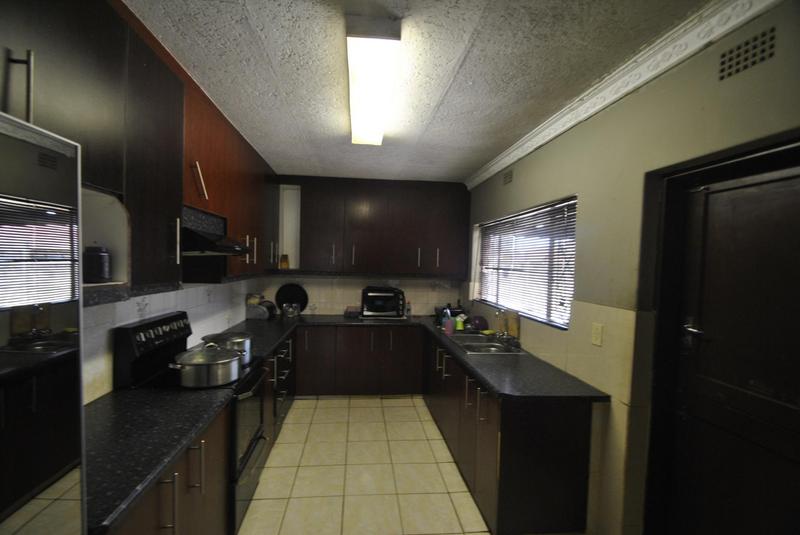 3 Bedroom Property for Sale in Dawn Park Gauteng