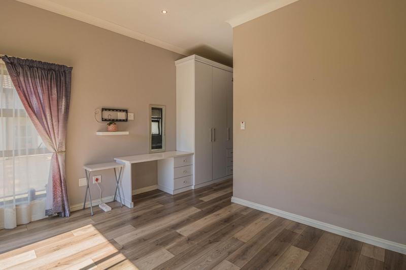 To Let 4 Bedroom Property for Rent in Midstream Meadows Gauteng