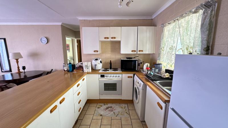 2 Bedroom Property for Sale in Helderkruin Gauteng