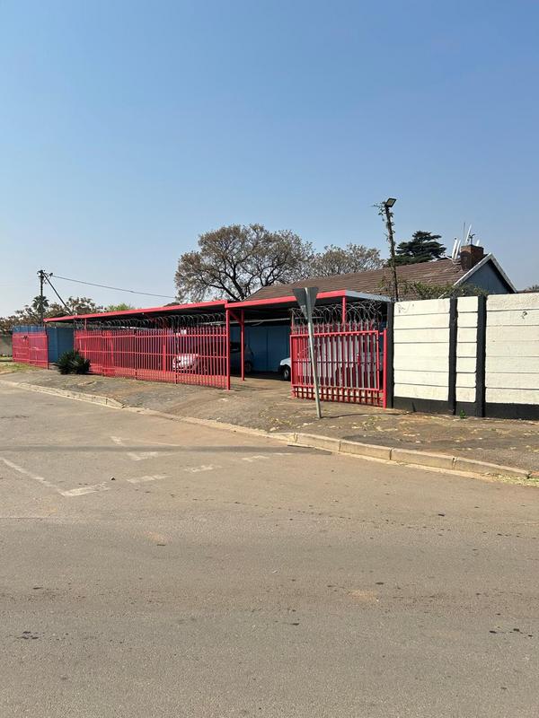 0 Bedroom Property for Sale in Rhodesfield Gauteng