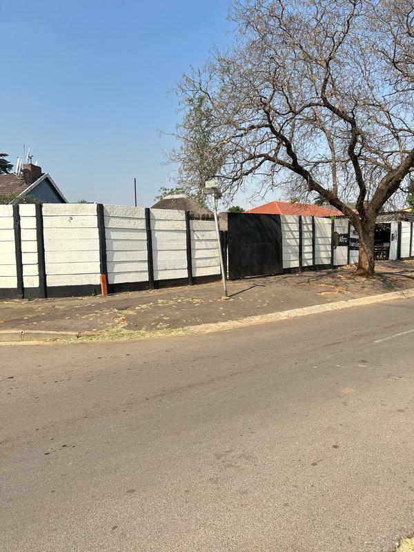 0 Bedroom Property for Sale in Rhodesfield Gauteng