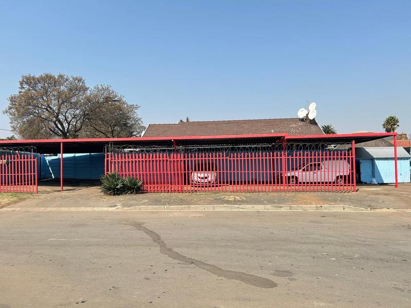 0 Bedroom Property for Sale in Rhodesfield Gauteng