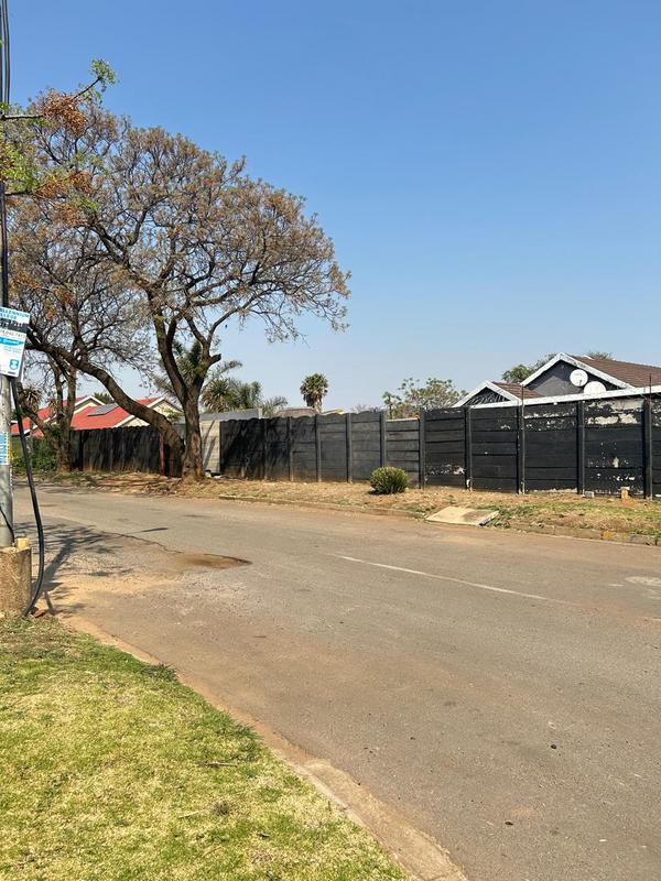 0 Bedroom Property for Sale in Rhodesfield Gauteng