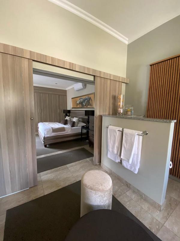 To Let 2 Bedroom Property for Rent in Waterkloof Ridge Gauteng