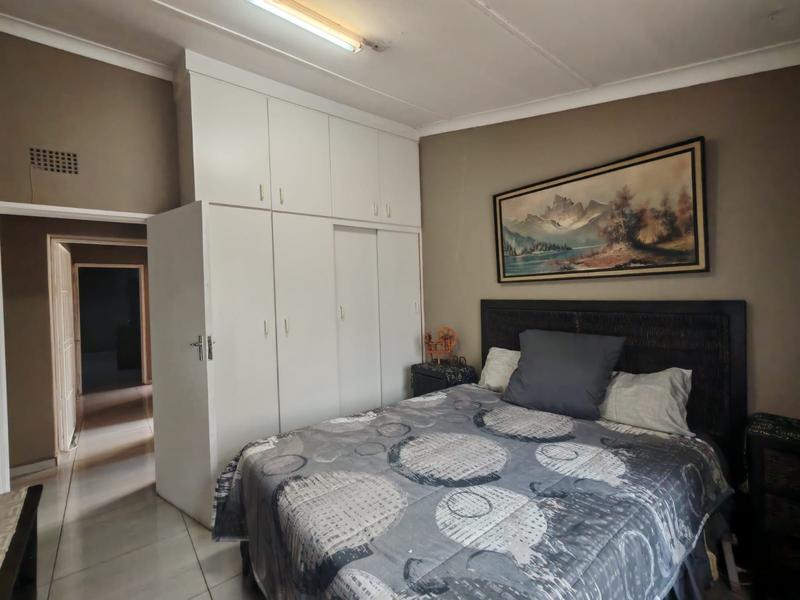 4 Bedroom Property for Sale in Meyerton Central Gauteng