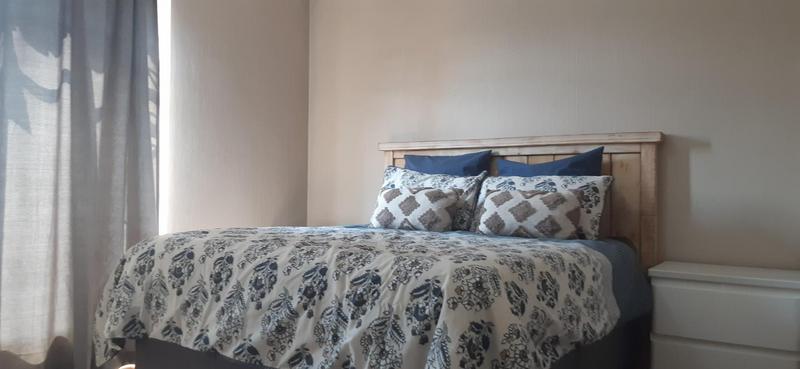 2 Bedroom Property for Sale in Honeydew Manor Gauteng