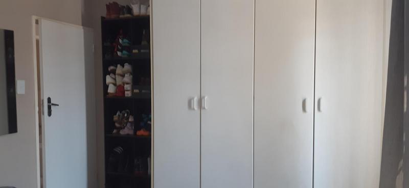 2 Bedroom Property for Sale in Honeydew Manor Gauteng