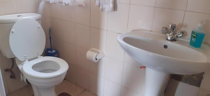 2 Bedroom Property for Sale in Honeydew Manor Gauteng