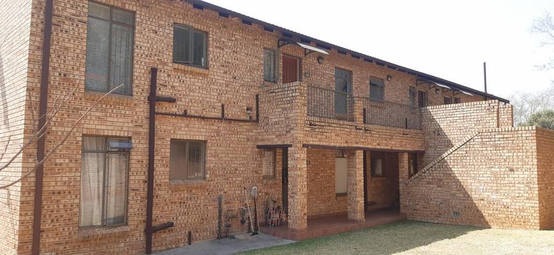 2 Bedroom Property for Sale in Honeydew Manor Gauteng
