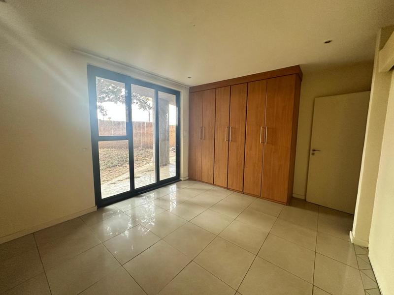 To Let 2 Bedroom Property for Rent in Rooihuiskraal North Gauteng