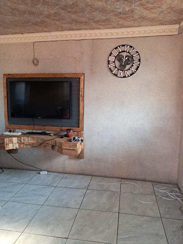 2 Bedroom Property for Sale in Duduza Gauteng