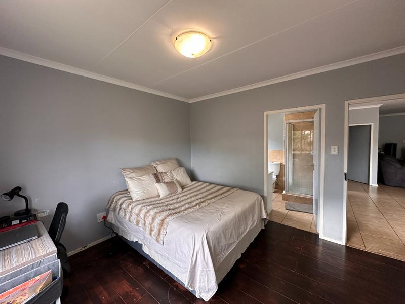 2 Bedroom Property for Sale in Hesteapark Gauteng