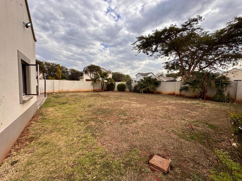 2 Bedroom Property for Sale in Hesteapark Gauteng