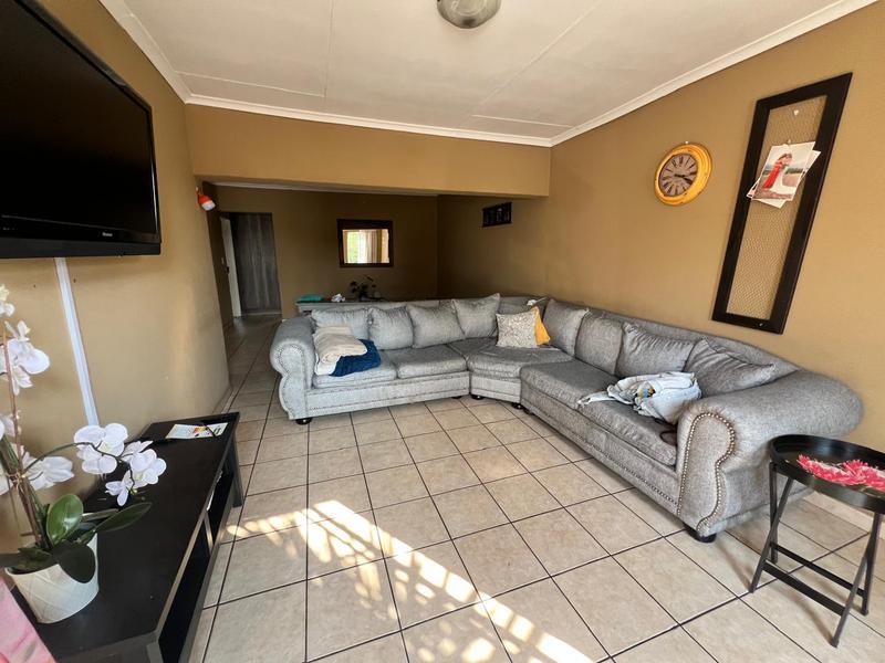 To Let 2 Bedroom Property for Rent in Brakpan Central Gauteng