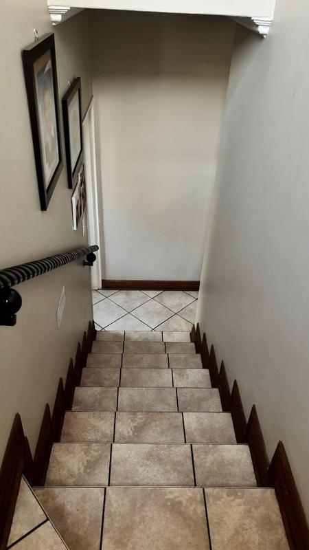 To Let 4 Bedroom Property for Rent in Kenleaf Gauteng
